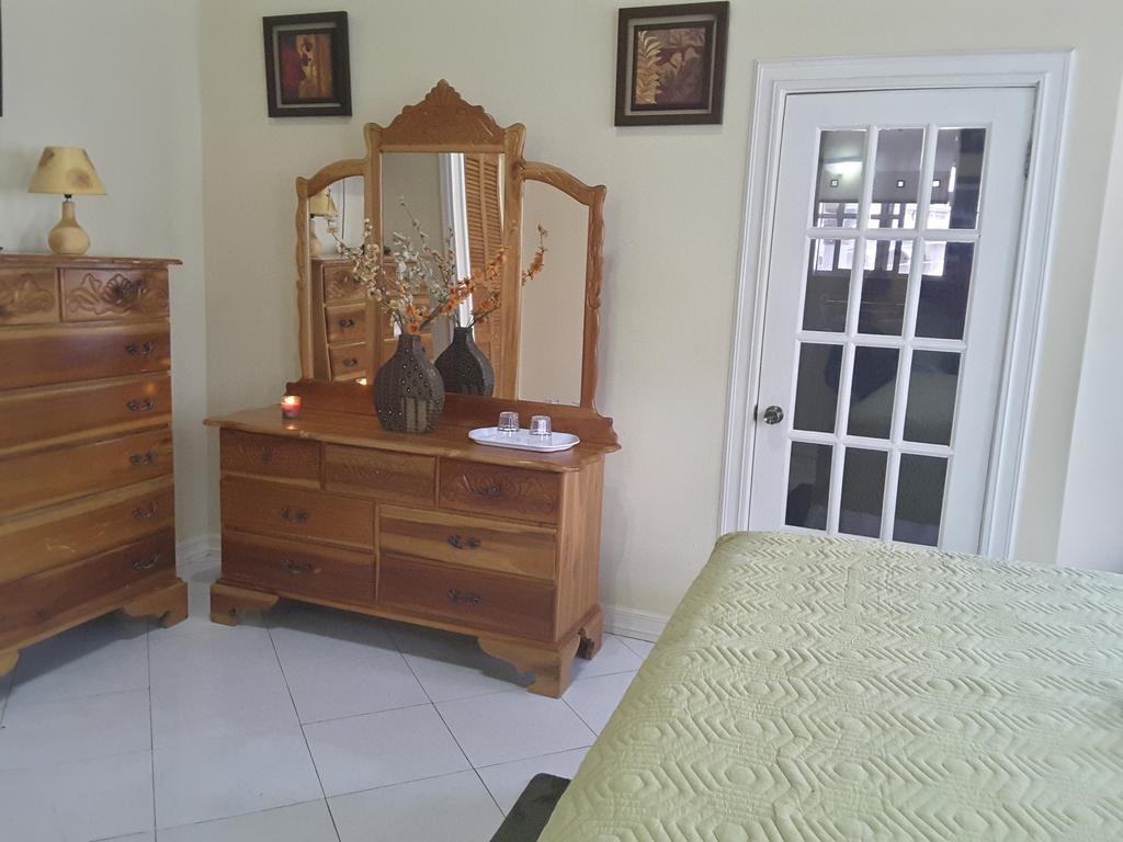 Cazwin Villas Teluk Montego Ruang foto