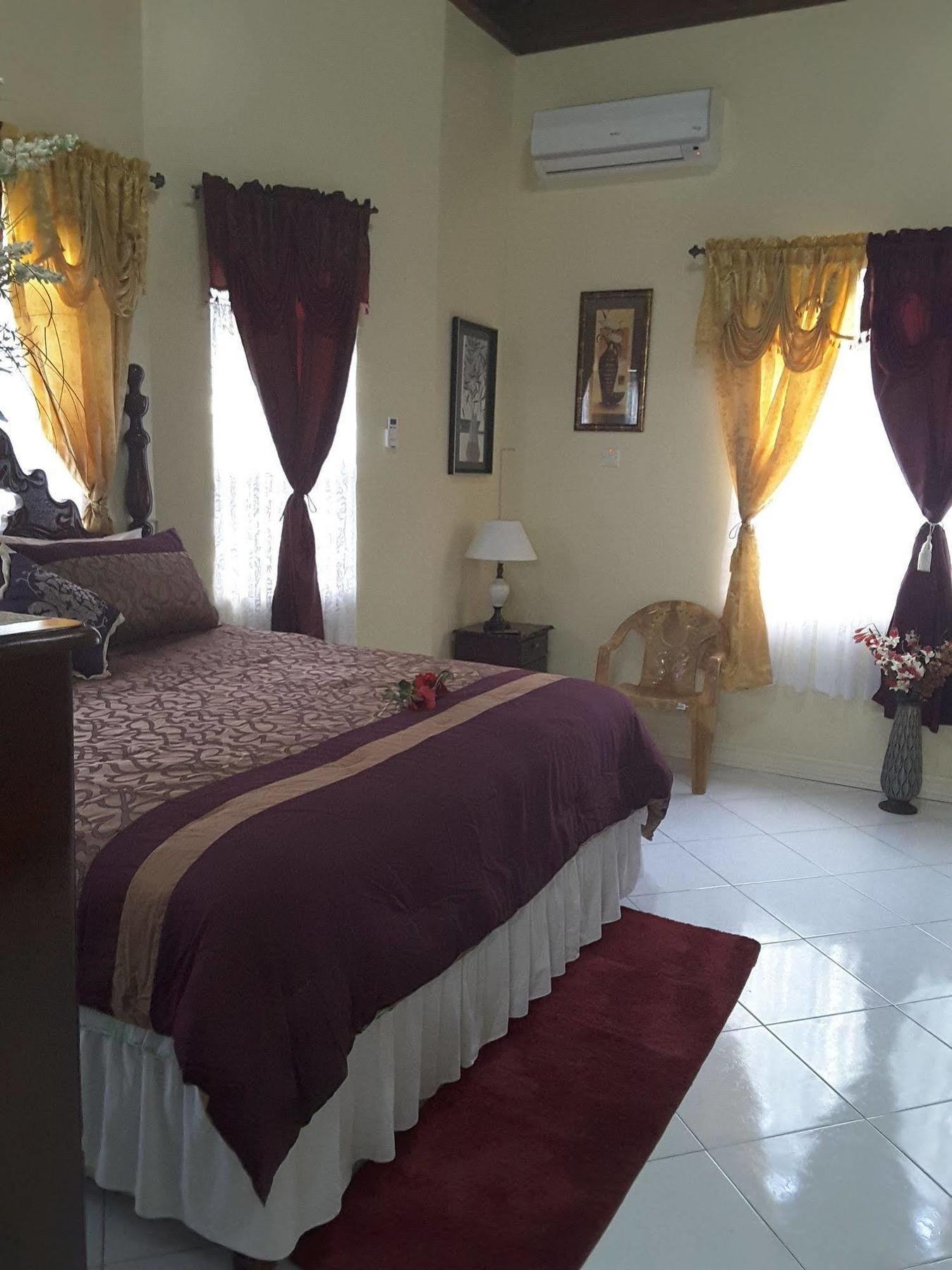 Cazwin Villas Teluk Montego Bagian luar foto